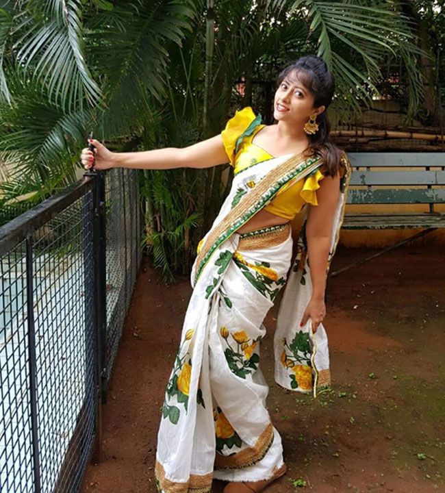 Actress Lahari Instagram Pictures